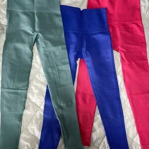 Savvi Leggings Set - Green, Blue, and Pink.Sold Separately.Good compression.
